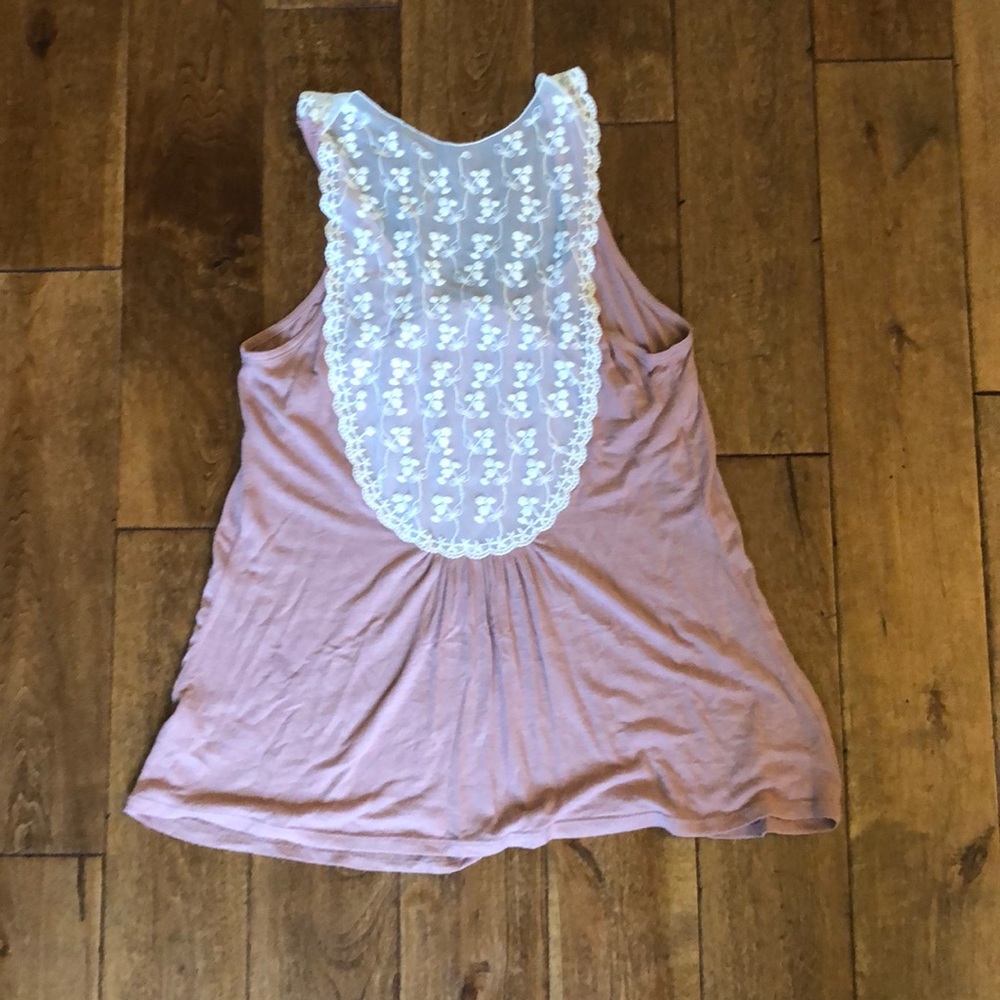 Bella D lace tank